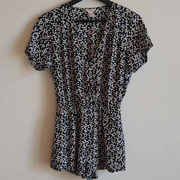 Romper Shorts Hearts Playsuit Rayon Surplice Neckline Pockets Soft - Picture 1 of 7